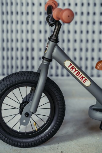 Trybike Rowerek Biegowy Balansujący Szary 15m+ 