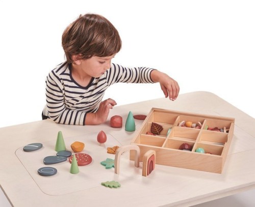 pol_pm_Drewniana-skrzynka-kreatywna-Lesne-skarby-Tender-Leaf-Toys-1139_7.jpg
