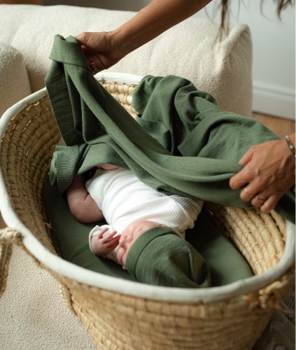 zestaw-merino-cozy-kolor-oliwkowy (1).jpg