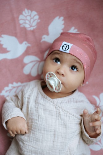 pol_pl_Elodie-Details-kocyk-zakardowy-Jacquard-Mullberry-Pink-36639_6.jpg