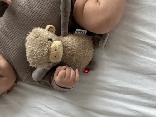 Pierwsza przytulanka Małpka Affi – pluszowa maskotka dla dzieci | sigikid