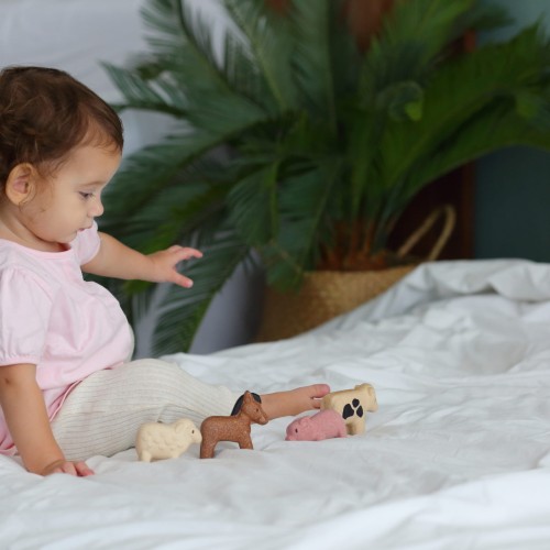 Plan Toys Figurka Delfin - Drewniana, 18m+ | Fabryka Wafelków