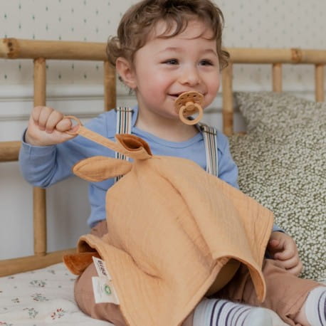 Bibs Pieluszka przytulanka Kangurek Desert Sand | Zawieszka na smoczek 0+