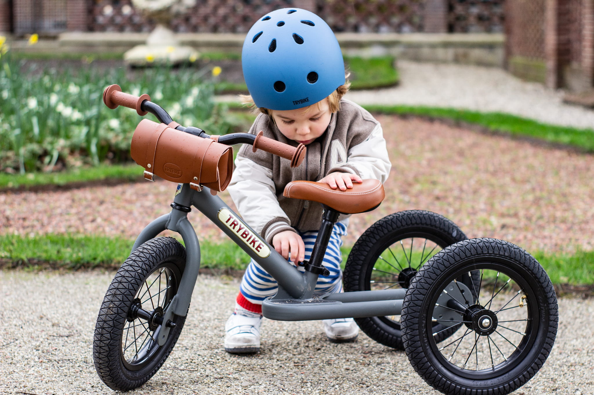 Trybike Pierwszy rowerek trójkołowy dziecięcy biegowy 2w1 szary matowy 