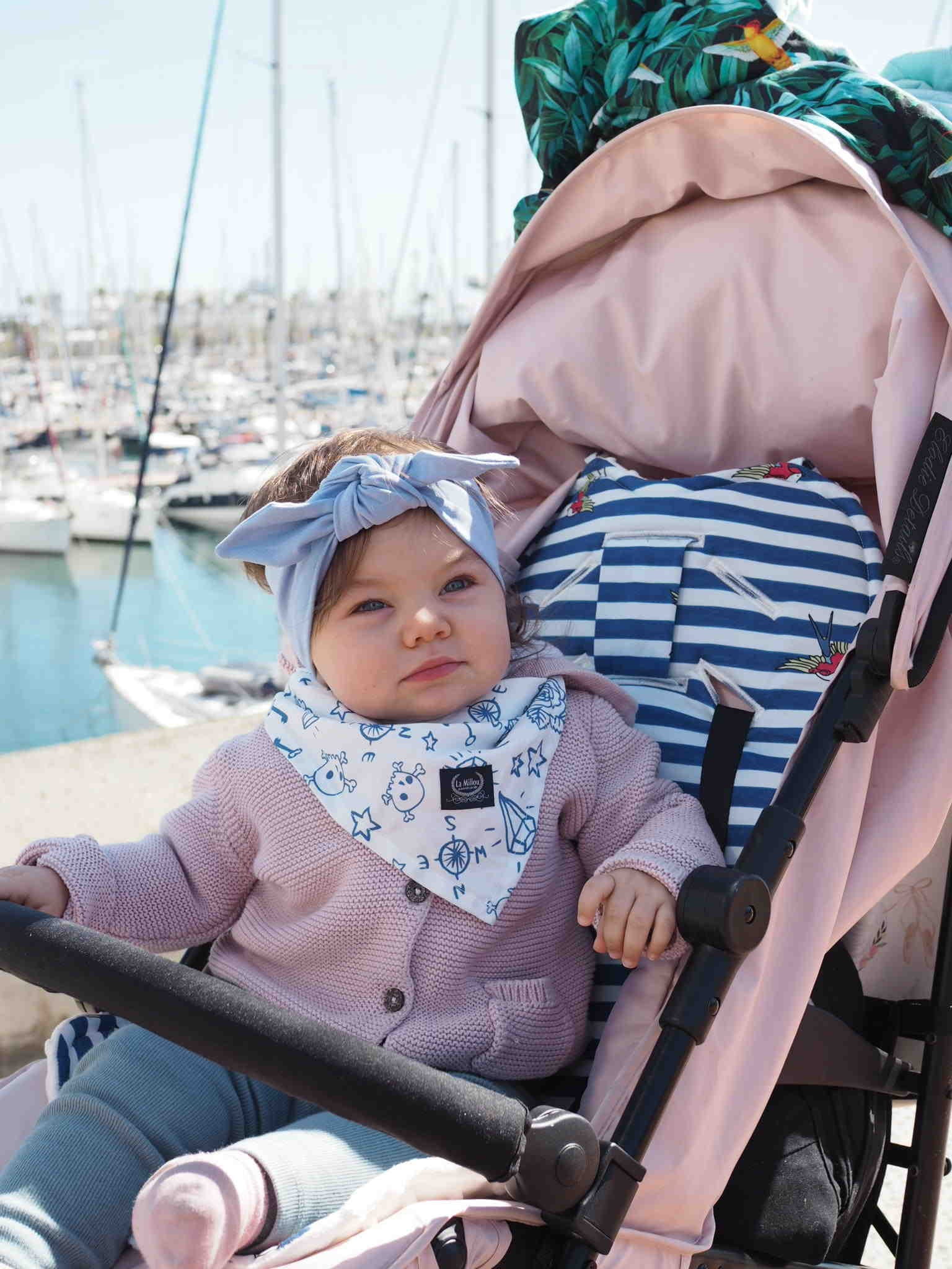 La Millou Chustka Trójkątna Lady White Peony 51x74cm