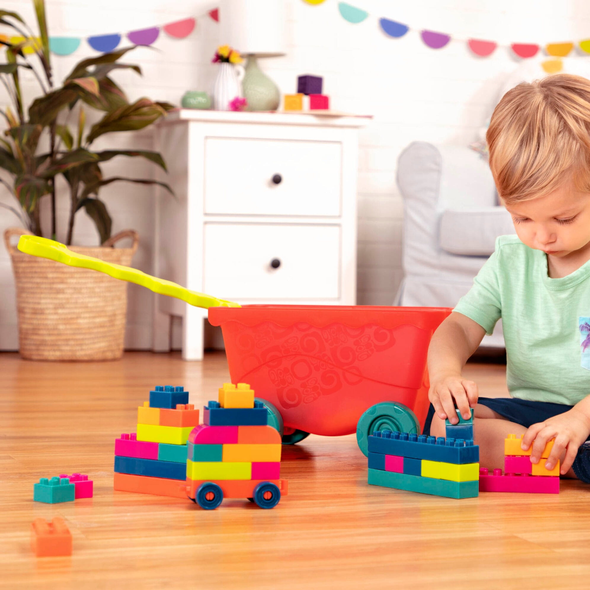 B.toys Wózek z Klockami Little BlocWagon 12m+