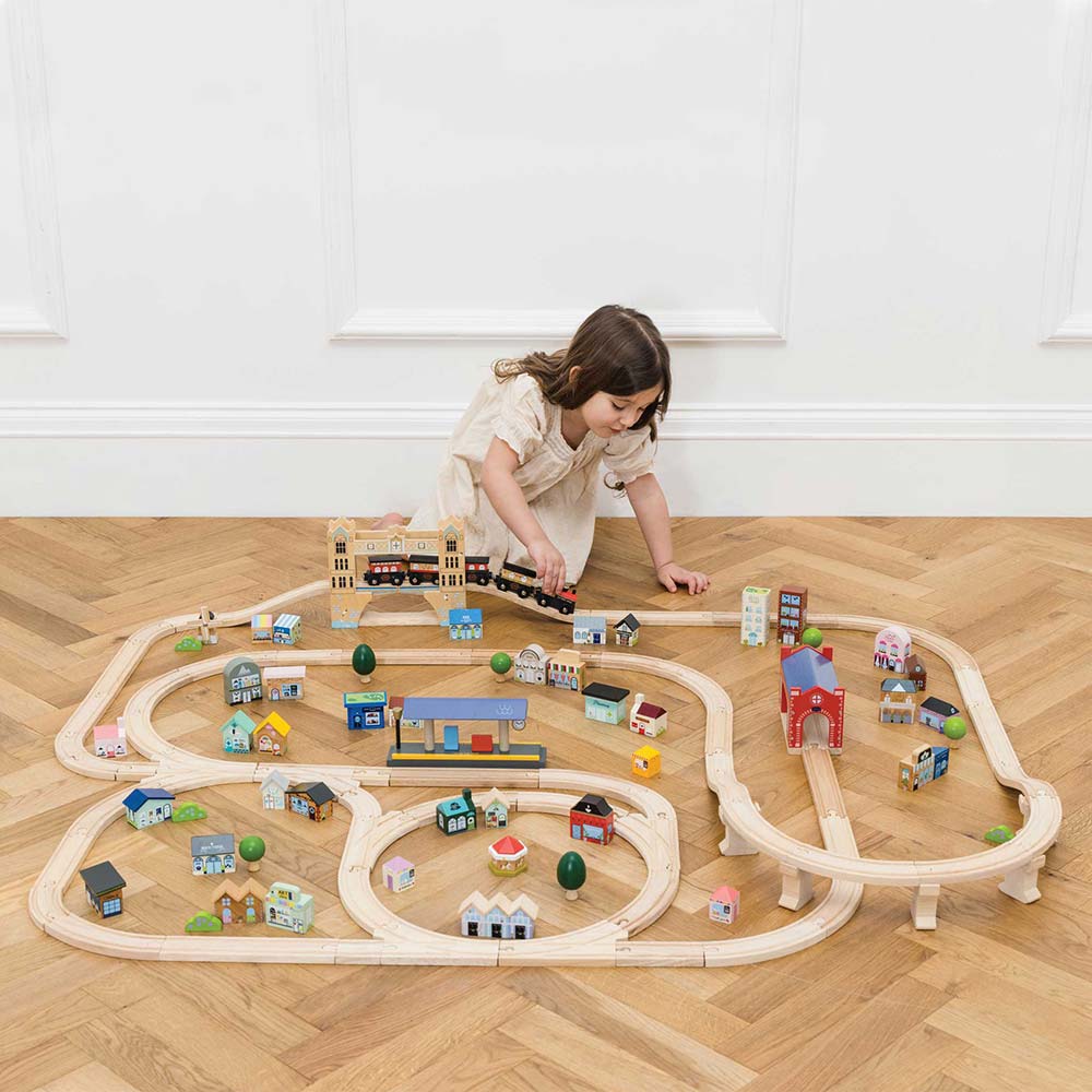 Le Toy Van Drewniana Kolejka Londyn 120el 3+