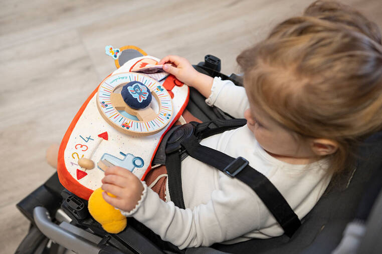 Lilliputiens Miękka Tablica Aktywizująca Farma 10m+