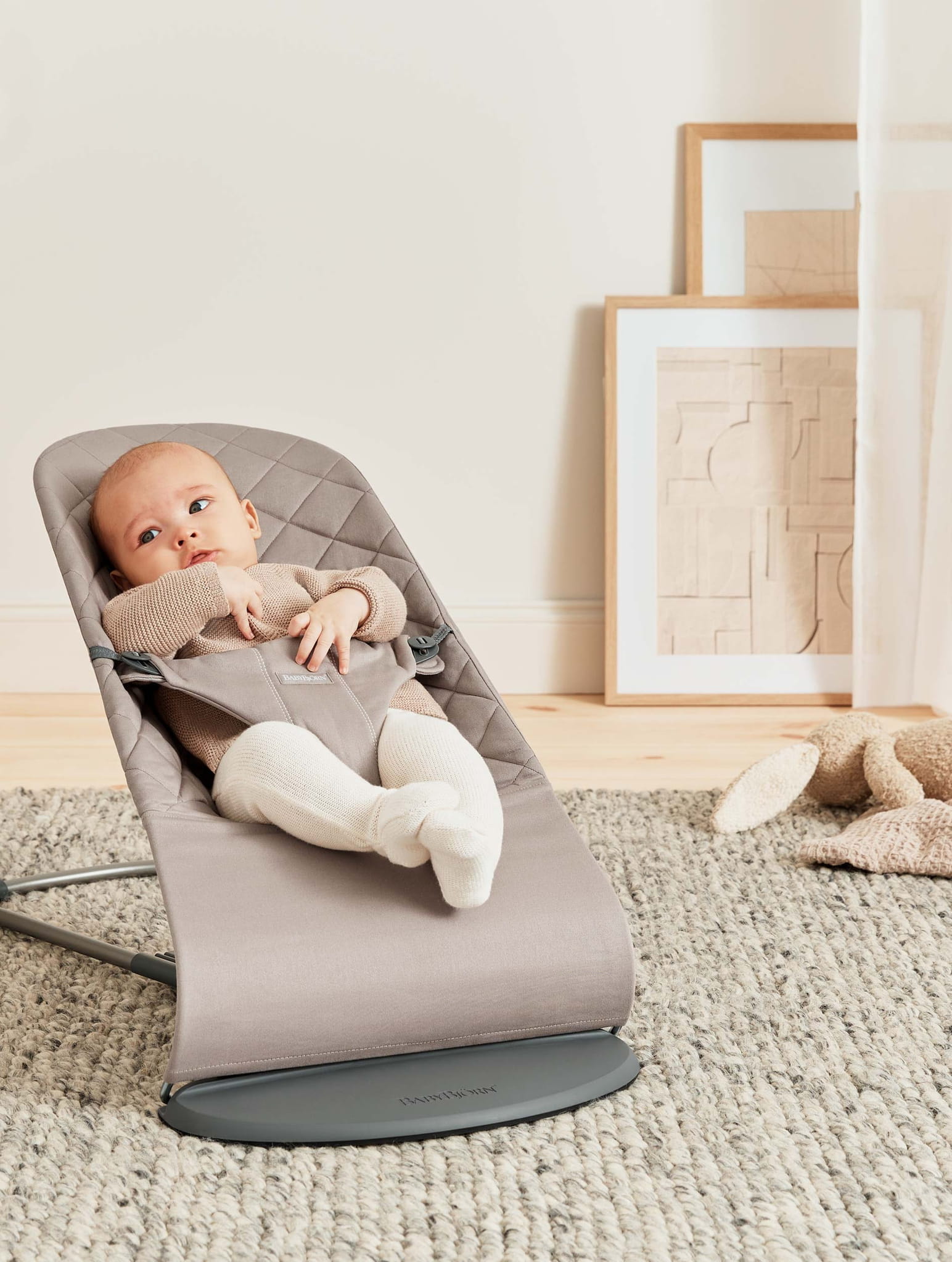 BabyBjorn Leżaczek Bliss Woven Piaskowoszary + Zabawka