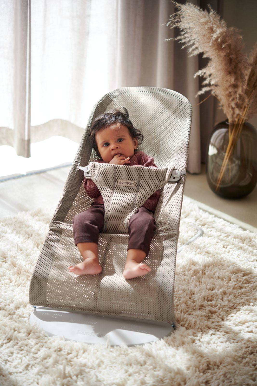 BabyBjorn Leżaczek Bliss Mesh  Szary Beż