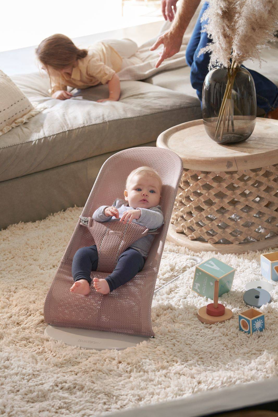 BabyBjorn Leżaczek Bliss Mesh Ciemny Róż