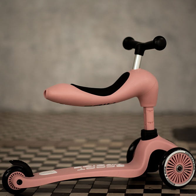 scoot-and-ride-highwaykick1-2w1-jezdzik-i-hulajnoga-1-5-lat-rose72eb8.jpg