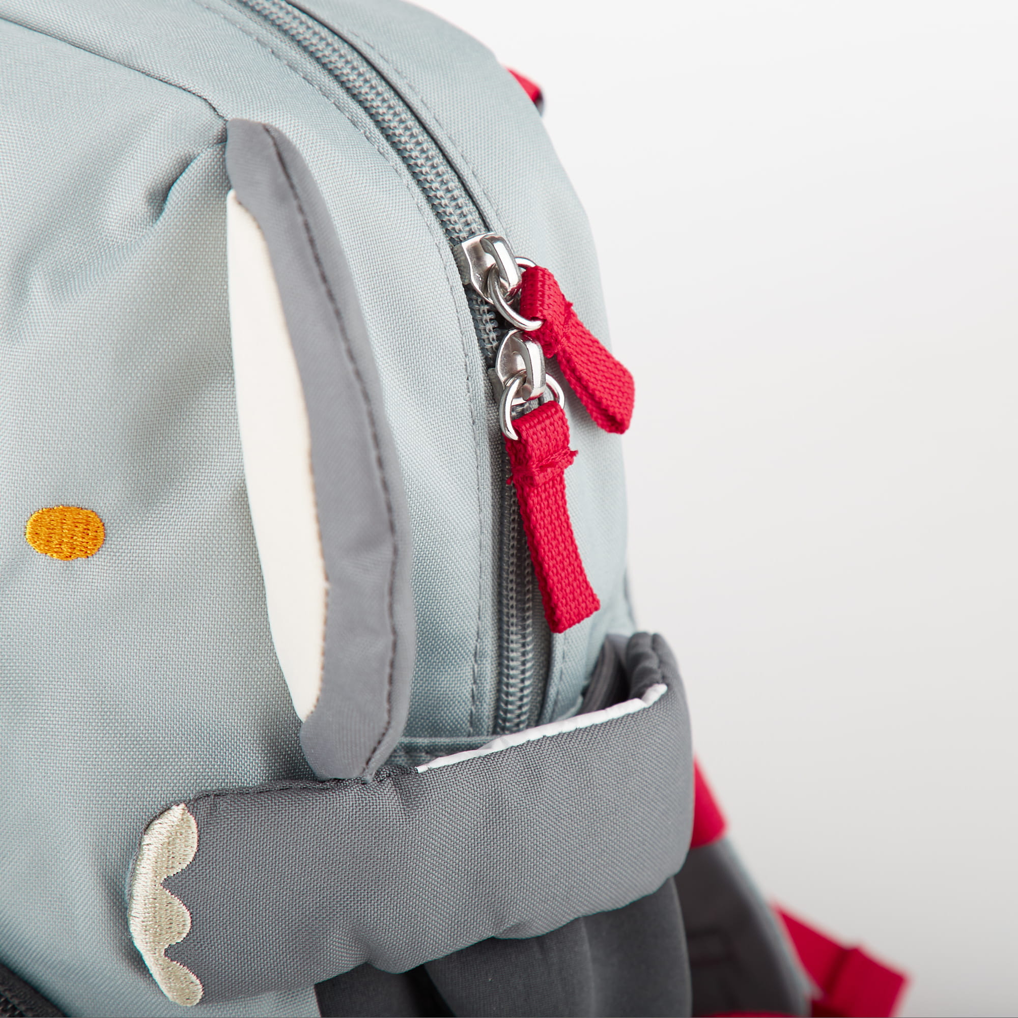 6846d0bc64e70-paw-backpack-elephant.jpeg