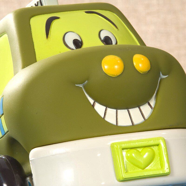Wheeeels_taxi_zoom-600x600.png