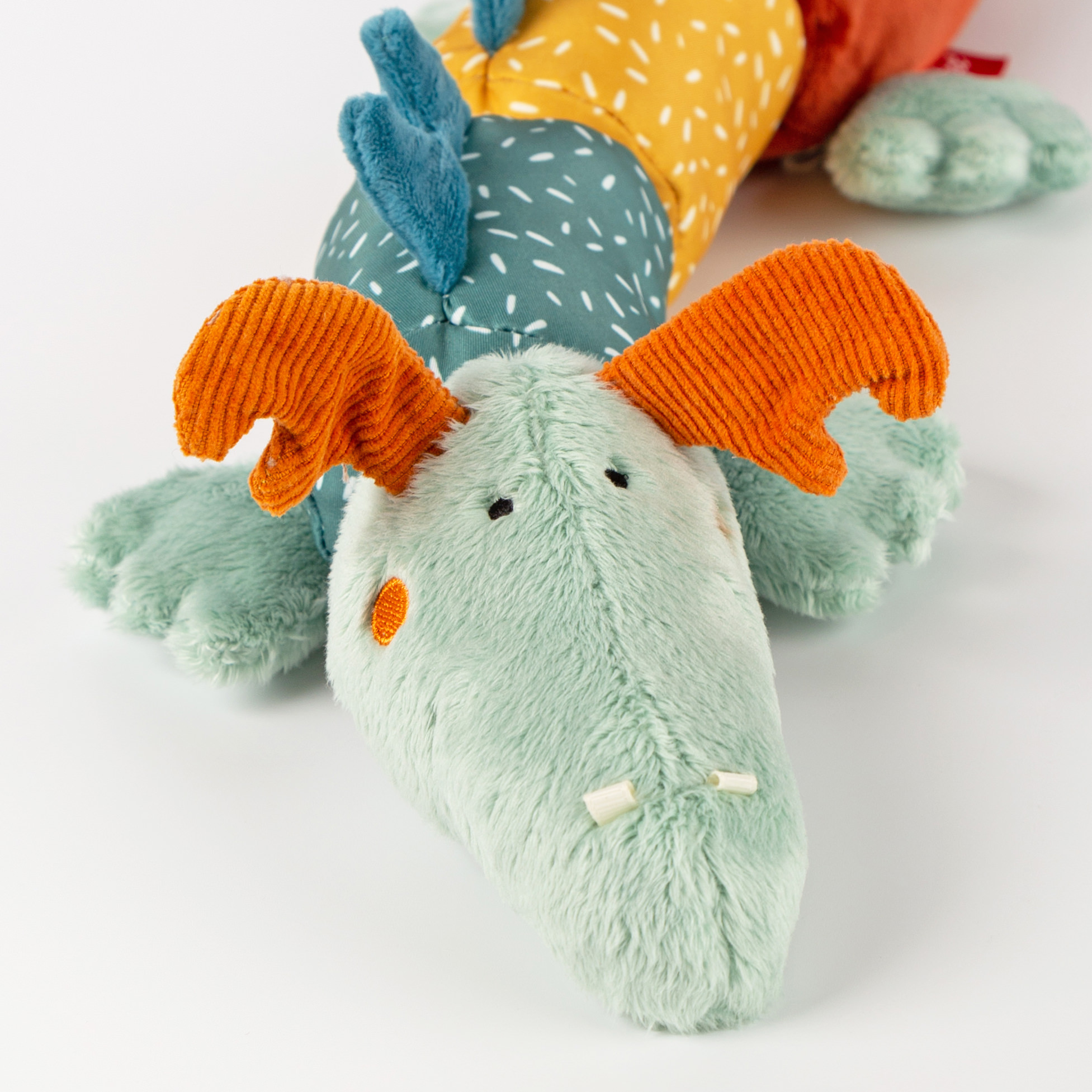 6846e4af8699d-velcro-dragon-playq.jpeg