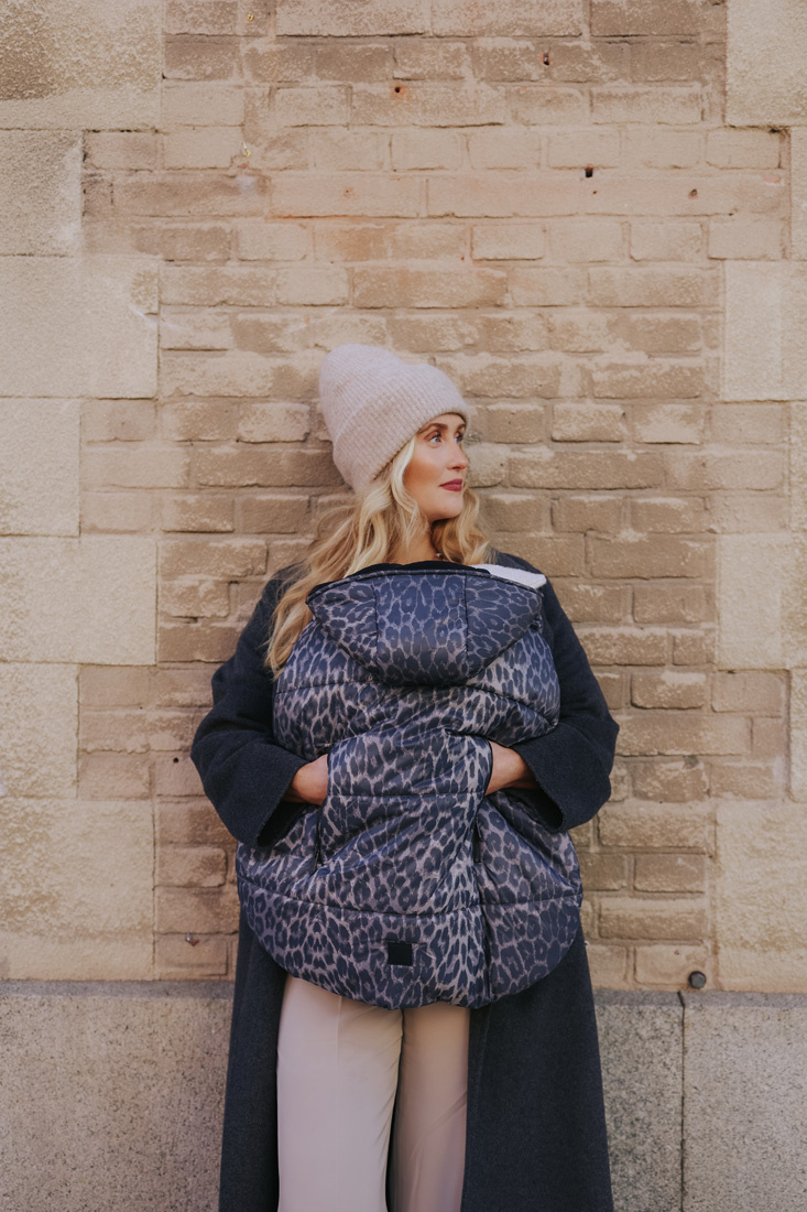 pol_pl_ELODIE-DETAILS-otulacz-2w1-do-nosidelka-lub-wozka-Cosy-Cover-Le-Leopard-36701_3.jpg