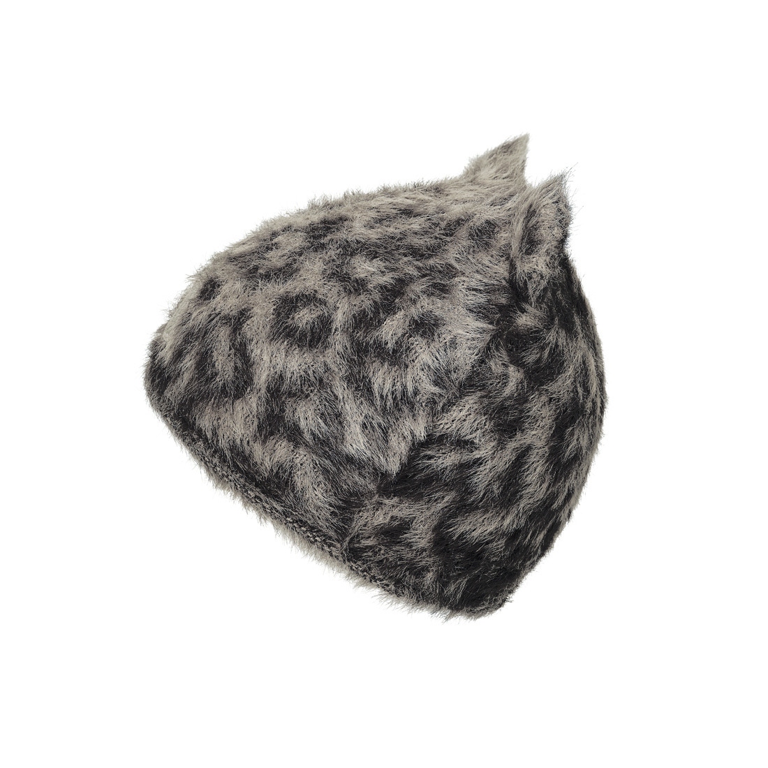pol_pl_ELODIE-DETAILS-czapka-zimowa-Furry-Knit-Beanie-Le-Leopard-0-6-m-cy-36649_1.jpg