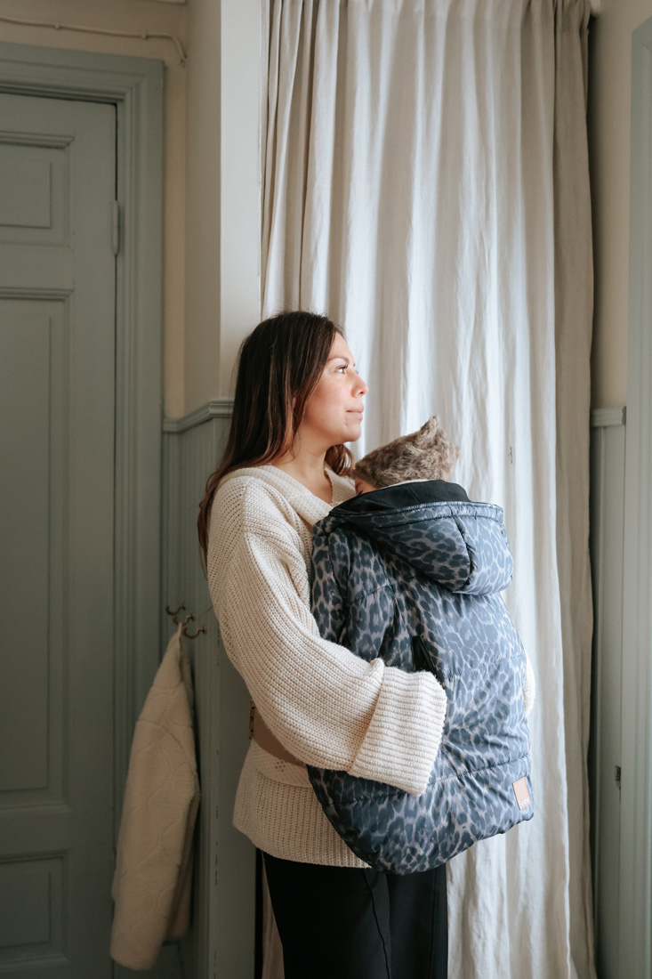 pol_pl_ELODIE-DETAILS-czapka-zimowa-Furry-Knit-Beanie-Le-Leopard-0-6-m-cy-36649_4.jpg
