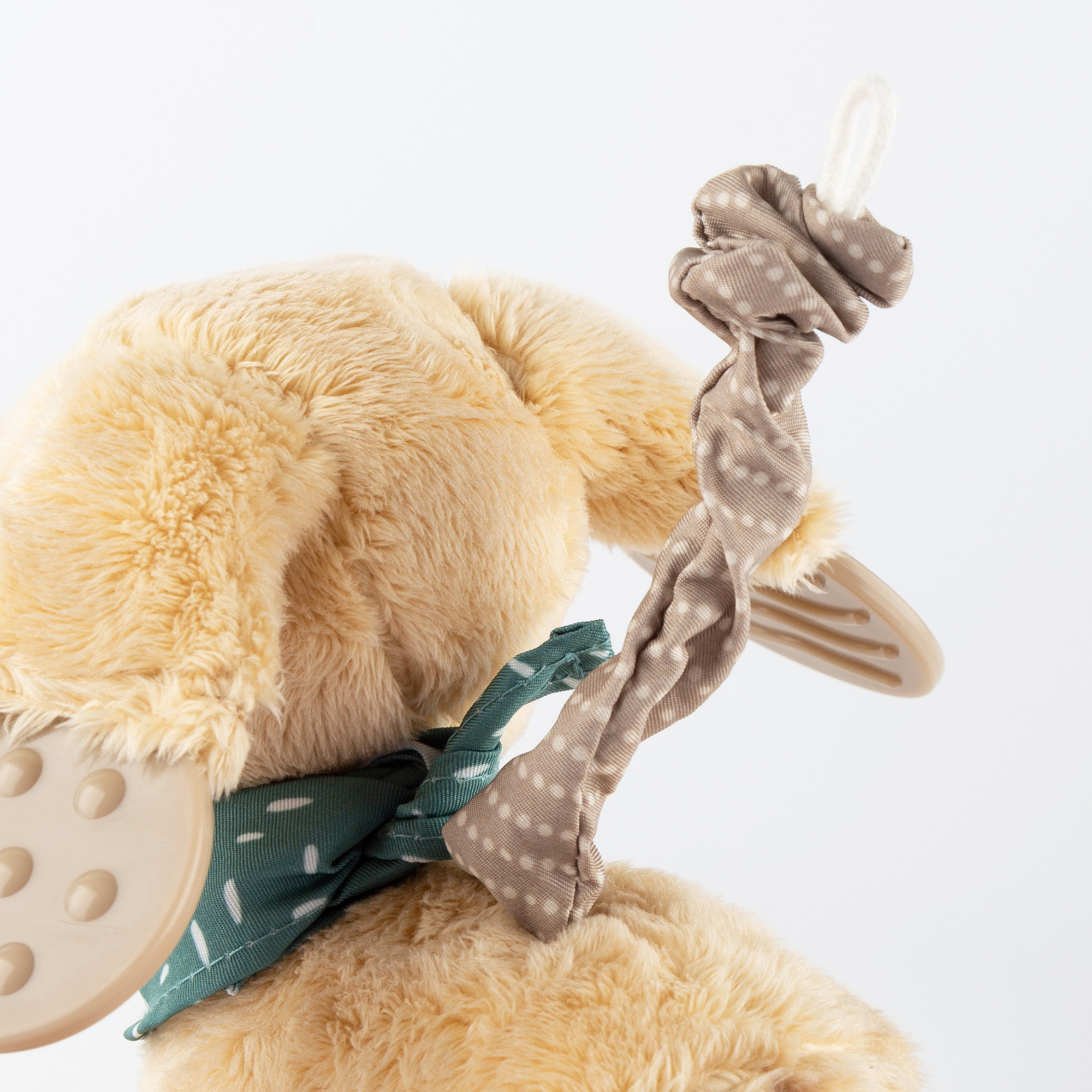 6846e1e2c88b7-activity-hanging-toy-dog.jpeg