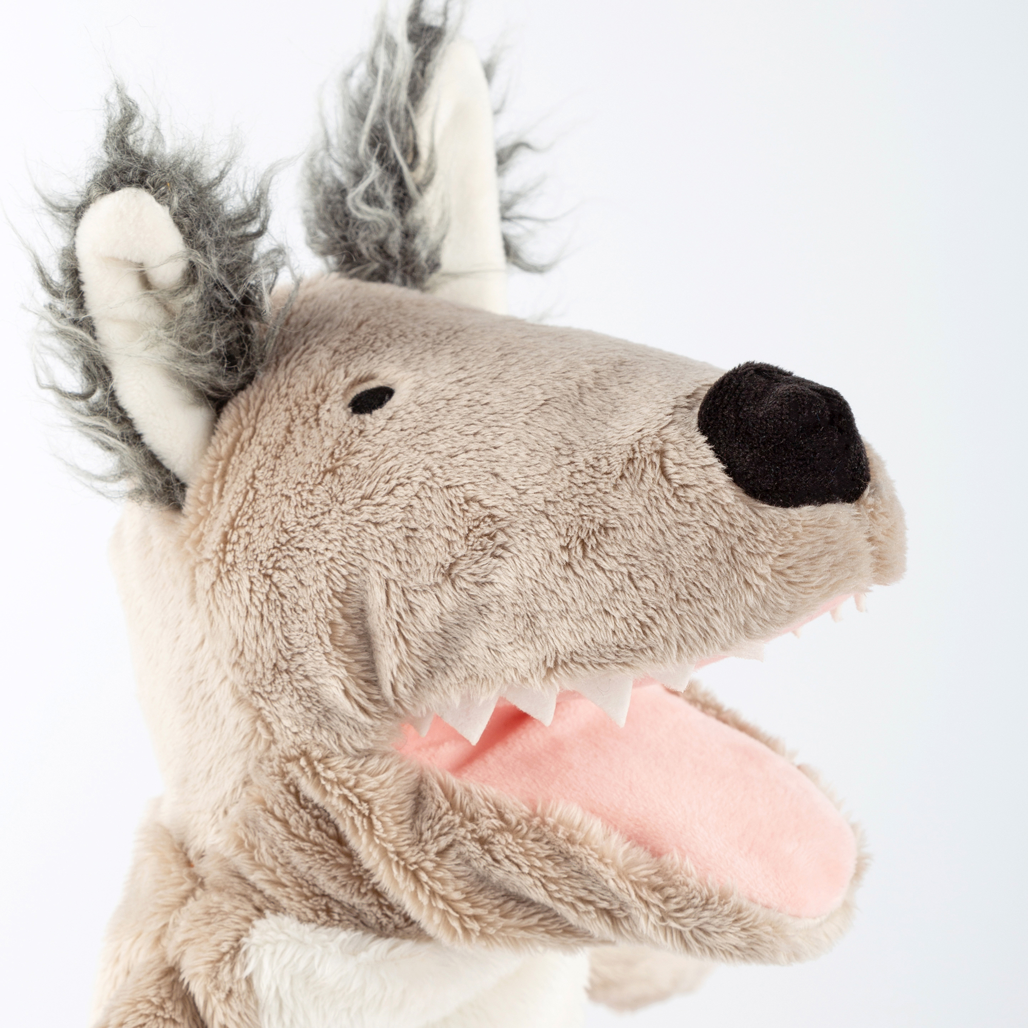 6846e6965885f-hand-puppet-wolf.jpeg