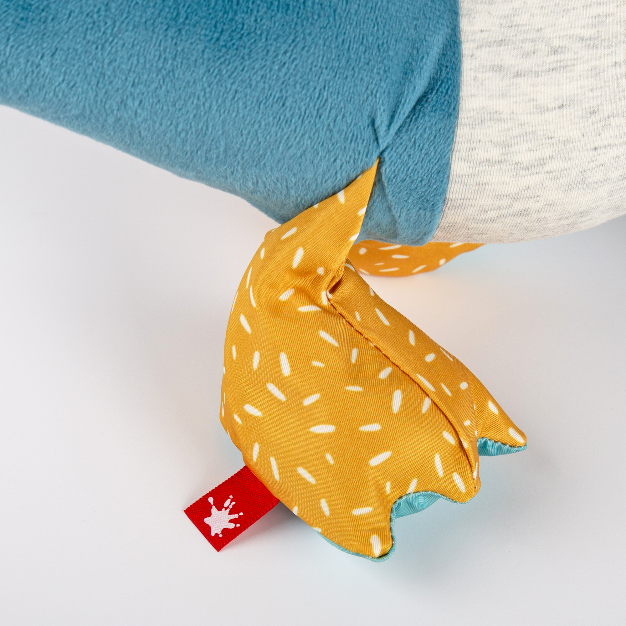 6846ec7ce23ac-crocodile-patchwork-sweety.jpeg