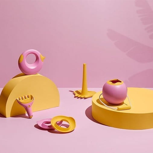 Quut Zestaw łopatka + grabki Raki Banana Pink 1+