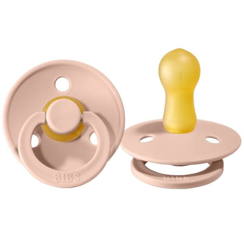 BIBS Smoczek Dynamiczny Hevea Blush M 0-6m