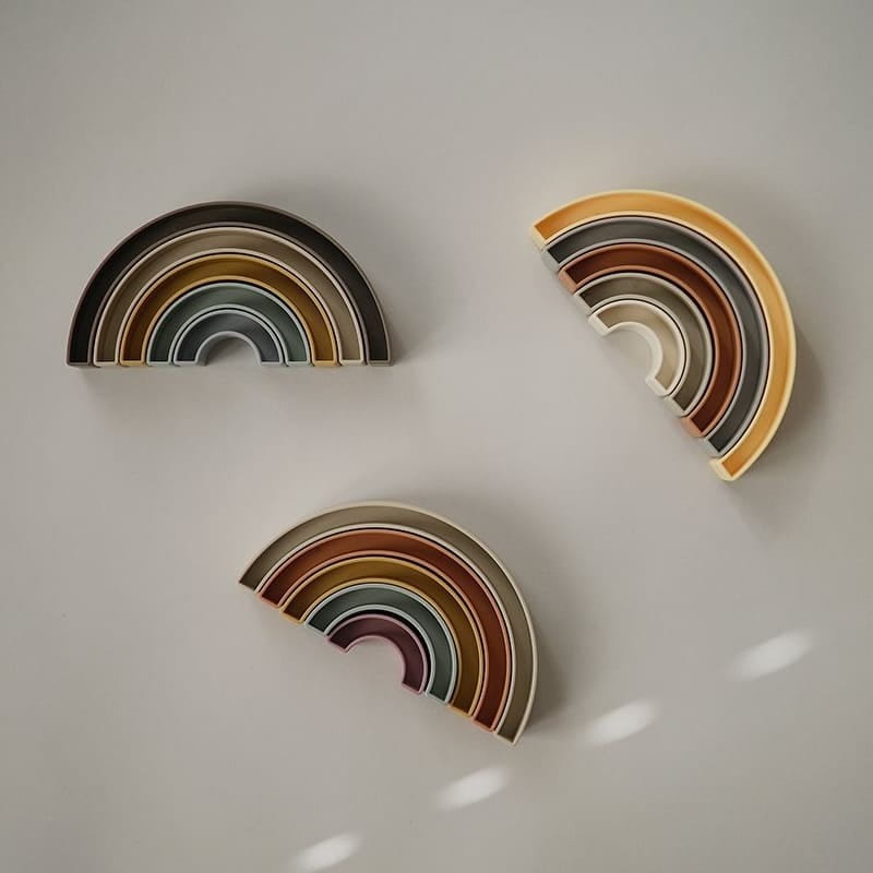 Mushie Tęcza - Rainbow Sol 6m+